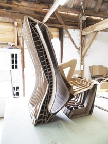 Fauteuil en carton technique et structure