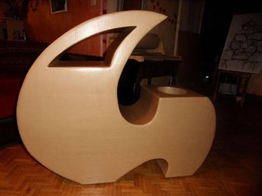 meuble patch en carton et &agrave; roulette